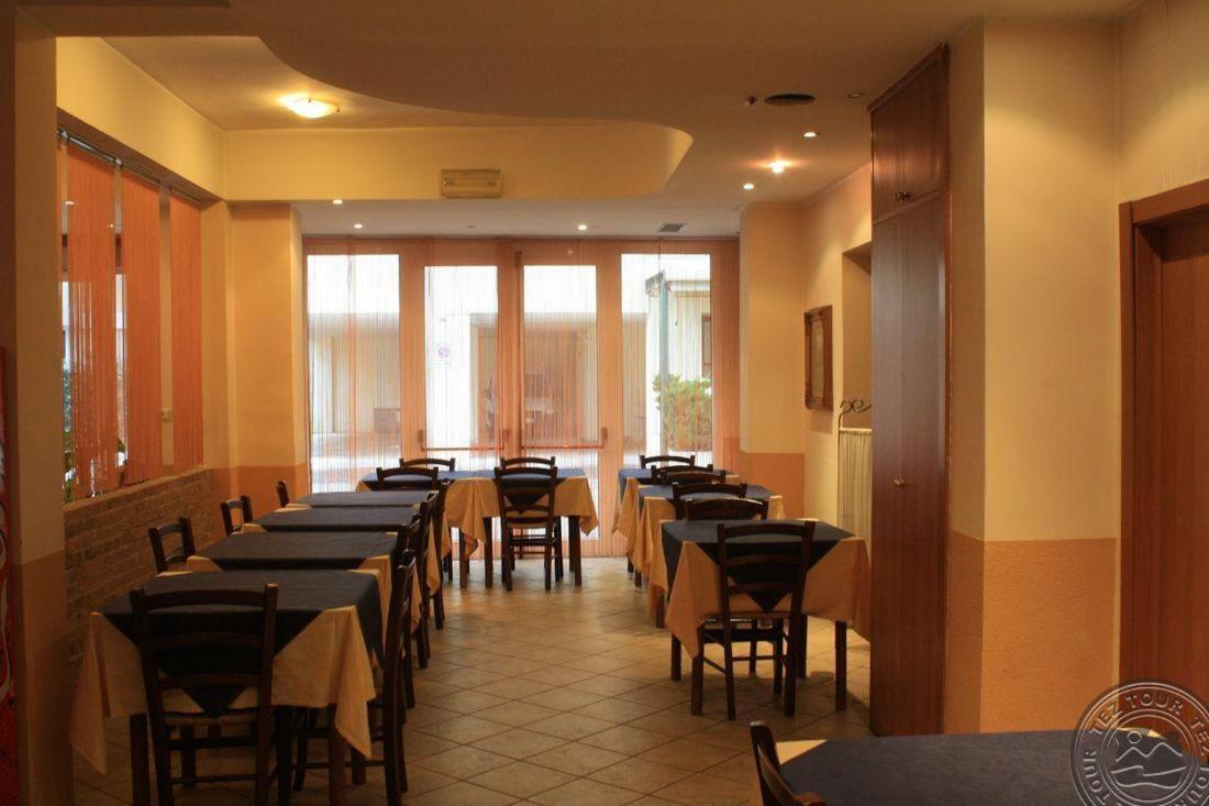 Hotel Donau Rimini Zewnętrze zdjęcie